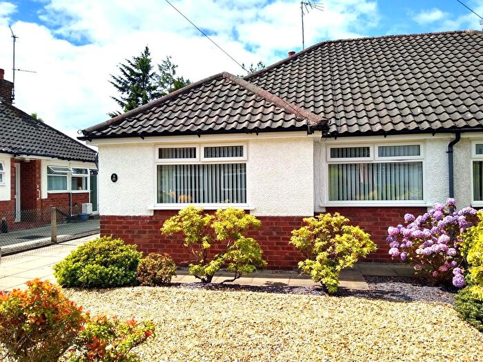 3 Bedroom Semi-Detached Bungalow To Rent In Sutton Drive, Chester, CH2