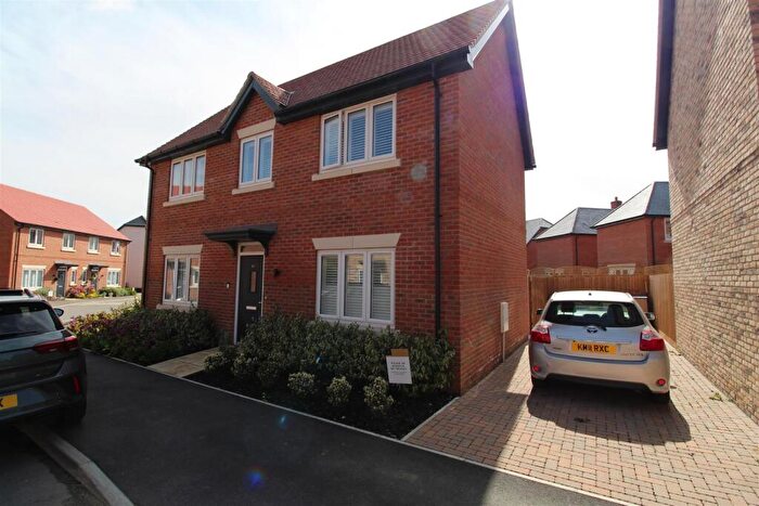 3 Bedroom Detached House To Rent In St. Michaels Road, Mistley, Manningtree, CO11