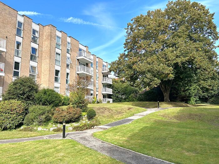 2 Bedroom Flat To Rent In St Anthonys Road, Meyrick Park, Bournemouth, BH2