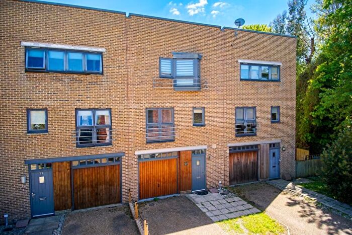 4 Bedroom Terraced House For Sale In Bertram Way, Norwich, NR1