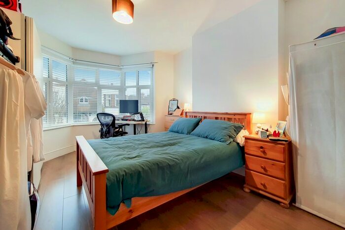 1 Bedroom Terraced House To Rent In Crowborough Road, London, SW17