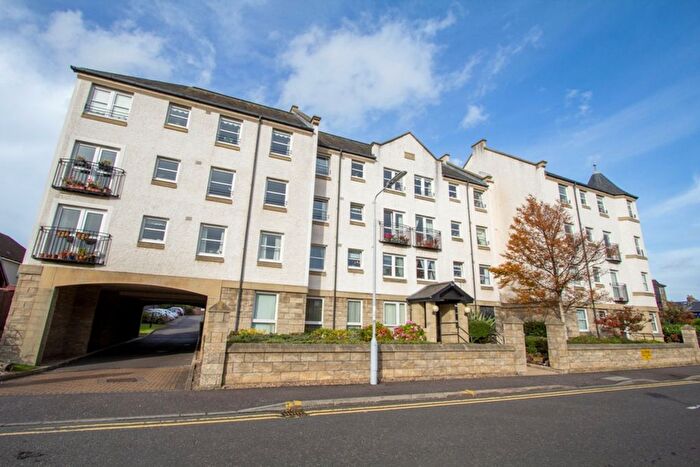 1 Bedroom Flat For Sale In Sandford Gate, Halleys Court, Kirkcaldy, KY1