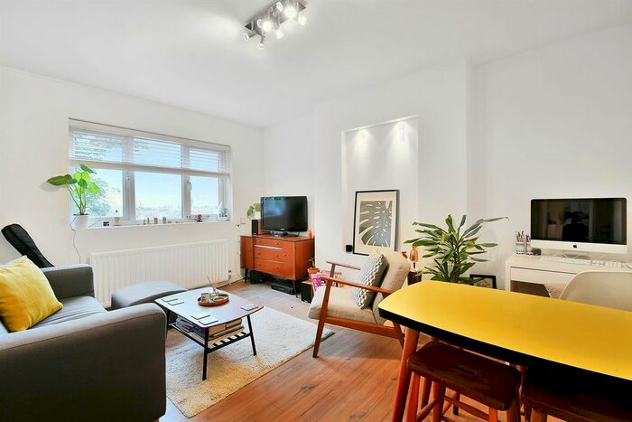 1 Bedroom Flat To Rent In Crescent Road, London, N8