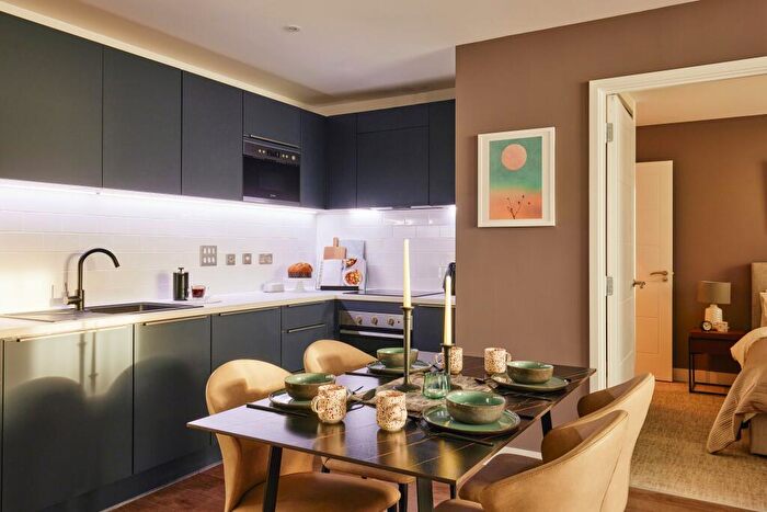 2 Bedroom Apartment To Rent In Avebury Boulevard, Milton Keynes, Buckinghamshire, MK9