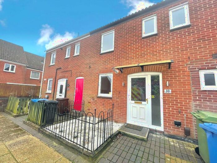 3 Bedroom House To Rent In Toftes Place, Norwich, NR5