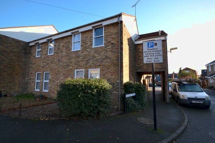 4 Bedroom End Of Terrace House To Rent In Bakers Mews, Ingatestone, Essex, CM4