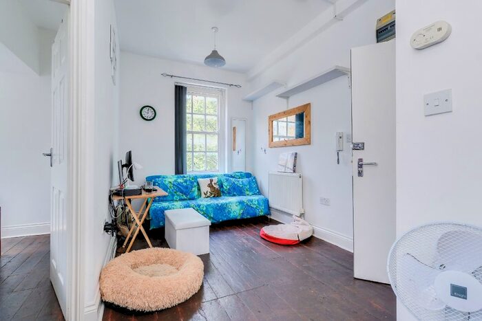 1 Bedroom Flat To Rent In Teesdale Close, London, Haggerston, E2