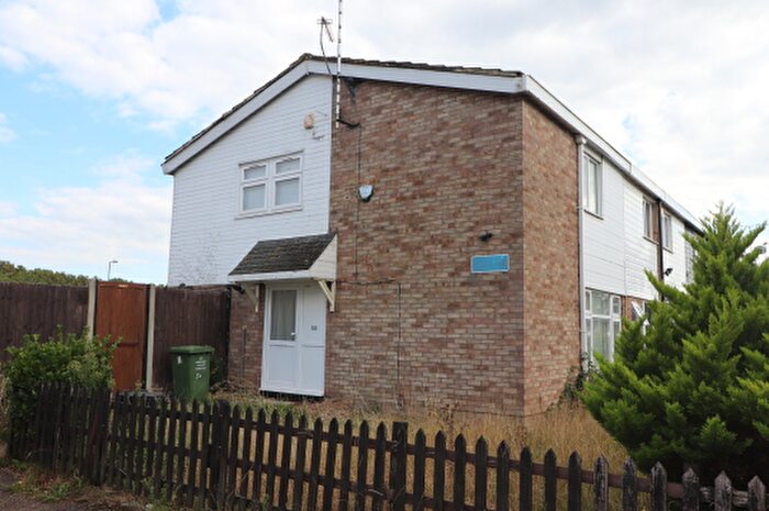 3 Bedroom End Of Terrace House To Rent In Ayletts, Basildon, SS14