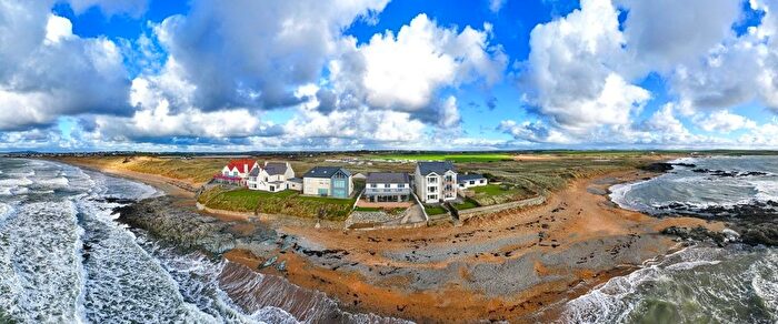 7 Bedroom Detached House For Sale In Rhosneigr, Isle Of Anglesey, LL64