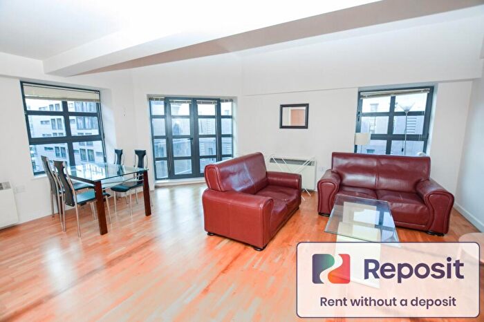 2 Bedroom Flat To Rent In Navigation House, Ducie Street, Northern Quarter, Manchester, M1
