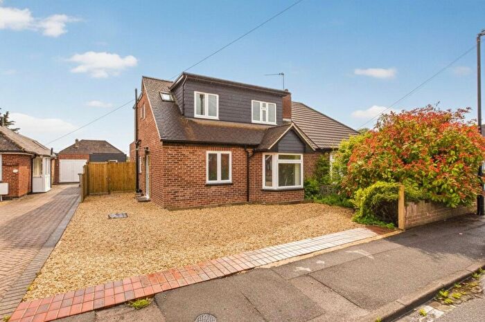 3 Bedroom Semi-Detached House To Rent In Farm Close, Maidenhead, Berkshire, SL6