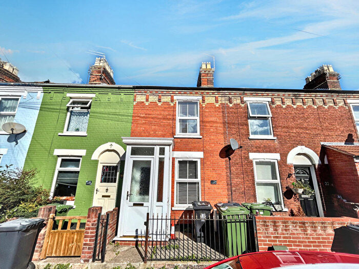 3 Bedroom Terraced House For Sale In St. Andrews Road, Gorleston, NR31
