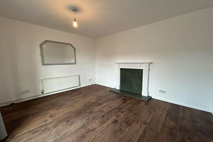 2 Bedroom Detached House To Rent In Wyke Regis, DT4