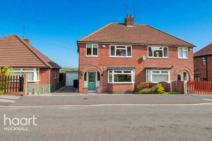 3 Bedroom Semi-Detached House For Sale In Grange View, Nottingham, NG16