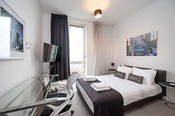 2 Bedroom Flat For Sale In Avantgarde Tower, Shoreditch, London, E1