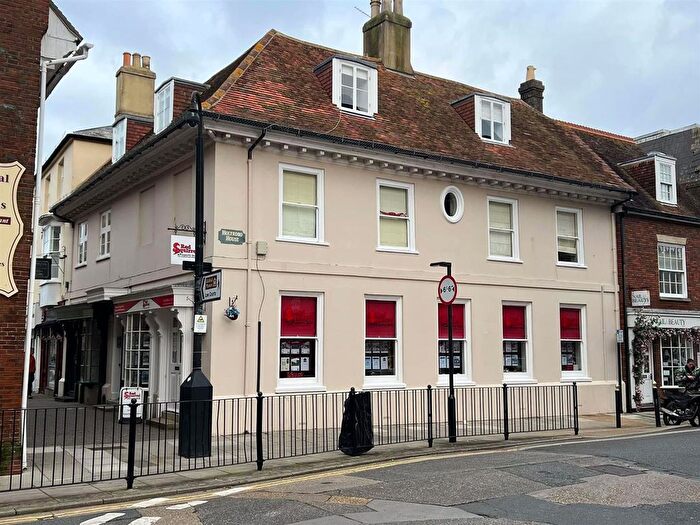 Retail Property To Rent In St. Thomas' Square, Newport, PO30