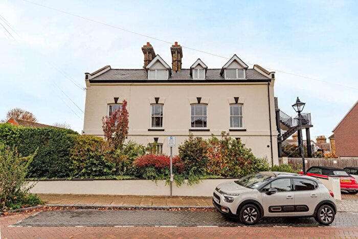 2 Bedroom Flat For Sale In Napleton Road, Napleton House Napleton Road, ME13