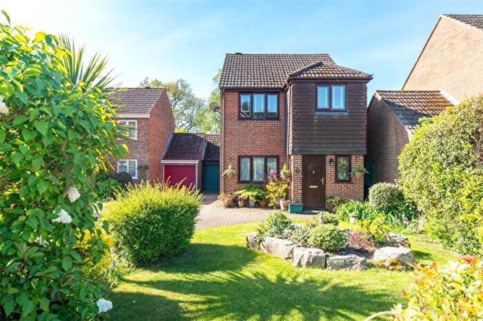 3 Bedroom Detached House For Sale In Canford View Drive, Colehill, Wimborne, Dorset, BH21
