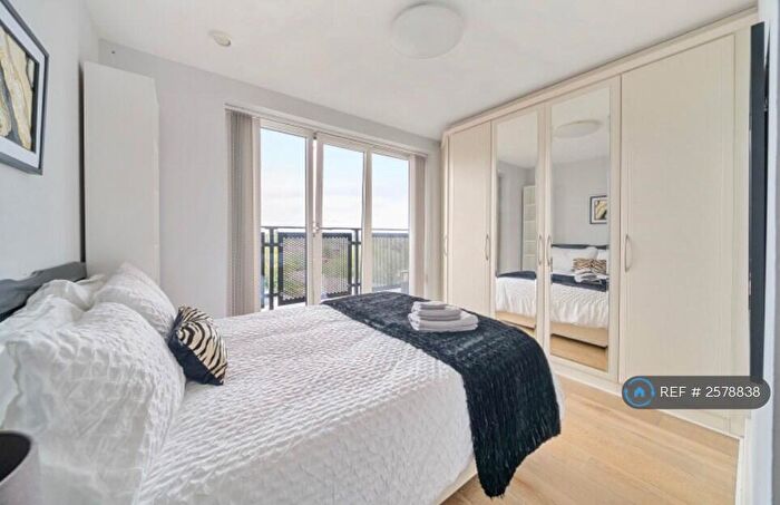 2 Bedroom Penthouse To Rent In Uno Apartments, Bromley, BR1
