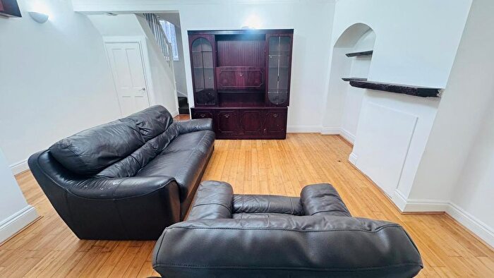 2 Bedroom Terraced House To Rent In Oxlow Lane, Dagenham, RM9