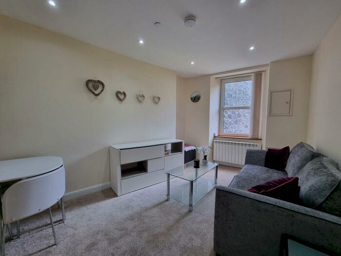 1 Bedroom Flat To Rent In Menzies Road, Torry, Aberdeen, AB11