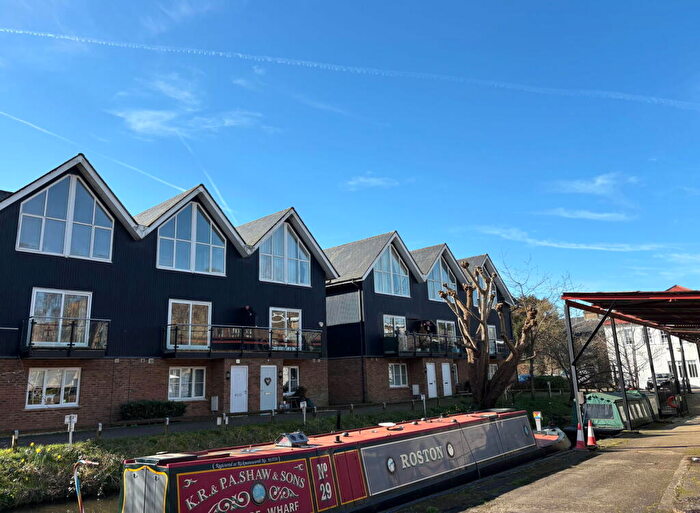 3 Bedroom Maisonette For Sale In Fourdrinier Way, Hemel Hempstead, HP3