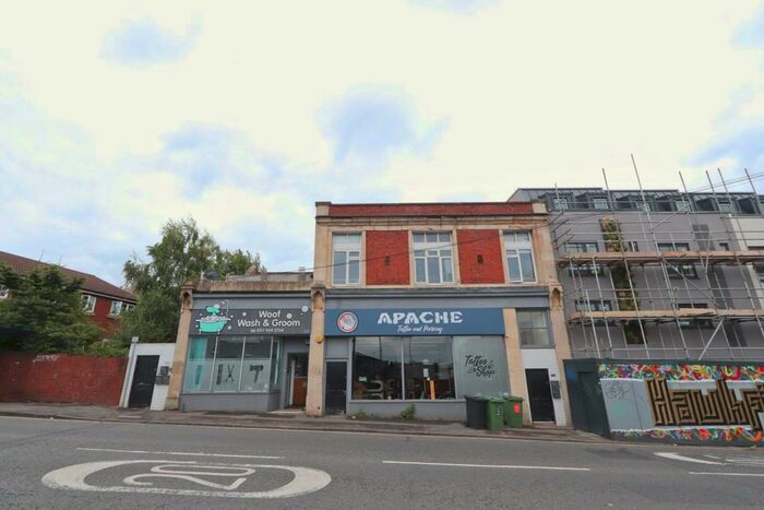 2 Bedroom Maisonette To Rent In Whitehall Road, Bristol, BS5