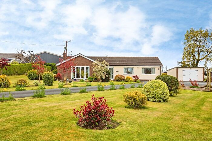 4 Bedroom Bungalow For Sale In Pant-Y-Crug, Capel Seion, Aberystwyth, Ceredigion, SY23