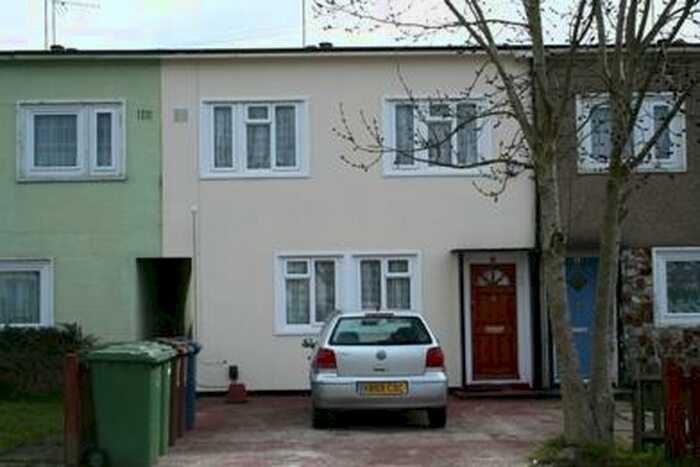 3 Bedroom Terraced House To Rent In Bancroft Gardens, Harrow Weald, HA3