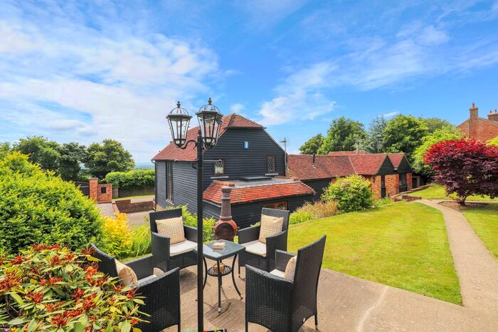4 Bedroom Barn Conversion For Sale In Chapel Cross, Heathfield, TN21