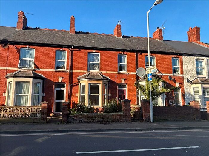 4 Bedroom Terraced House For Sale In Priory Avenue, Taunton, Somerset, TA1