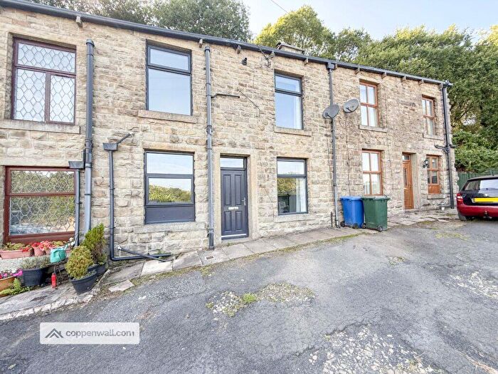2 Bedroom Terraced House For Sale In Phillipstown, Whitewell Bottom, Rossendale, BB4