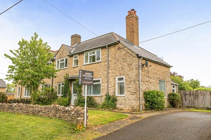 3 Bedroom Semi-Detached House For Sale In The Leaze Barns Lane, Burford, Oxfordshire, OX18