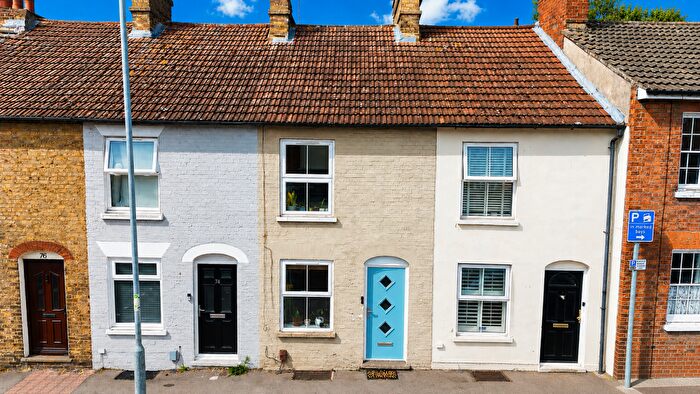 2 Bedroom Terraced House For Sale In Wing Road, Leighton Buzzard, LU7