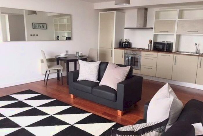 1 Bedroom Flat To Rent In Old Hall Street, Liverpool, L3