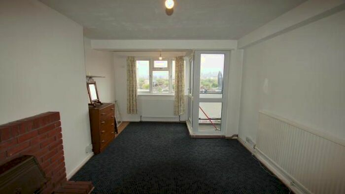 2 Bedroom Flat To Rent In Barking Road, London, E13