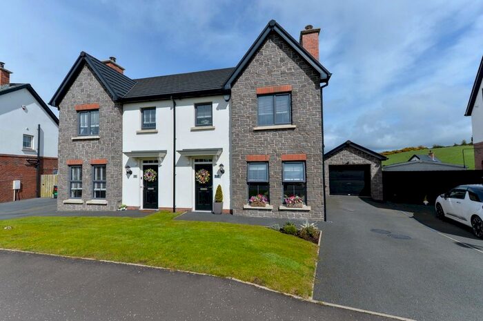 3 Bedroom Semi-Detached House For Sale In Greengraves Meadow, Dundonald, Belfast, BT16