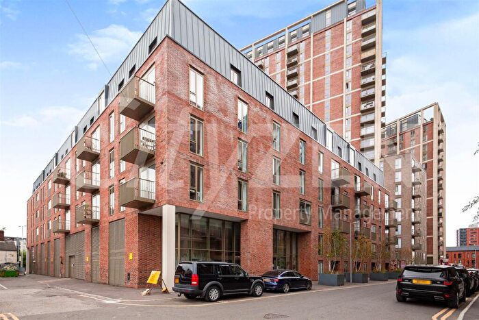 2 Bedroom Flat For Sale In Hulme Street, Salford, M5