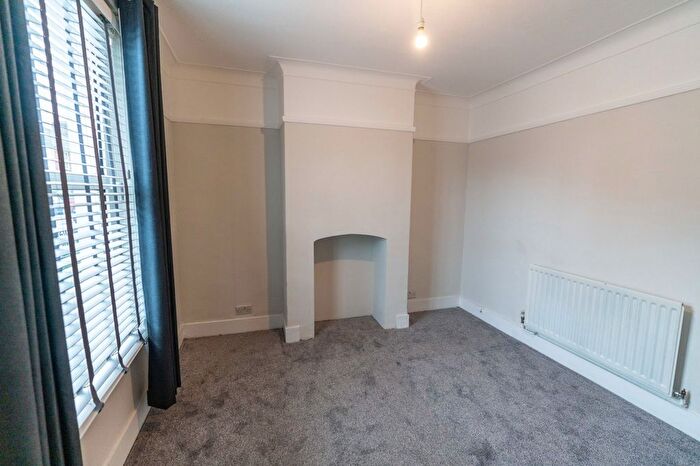 3 Bedroom Terraced House To Rent In Allen Street, Maidstone, ME14