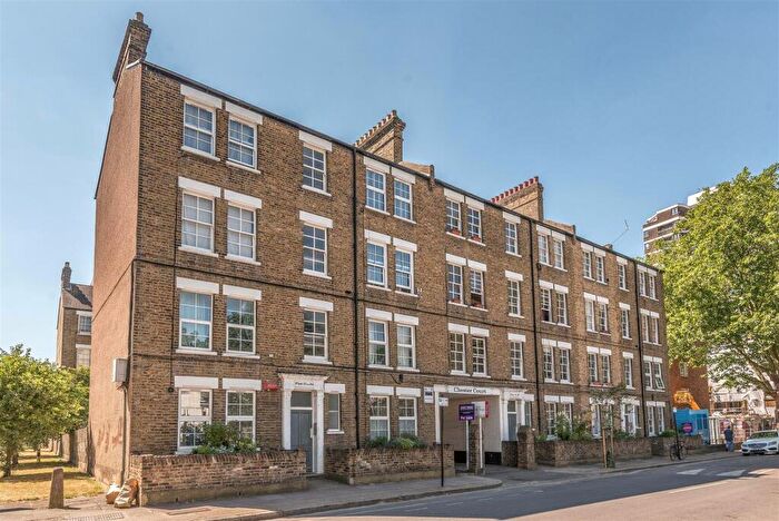 1 Bedroom Apartment To Rent In Chester Court, SE5