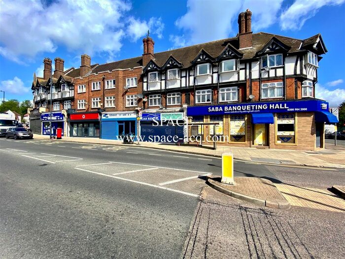 2 Bedroom Flat To Rent In Court Parade, Wembley, HA0