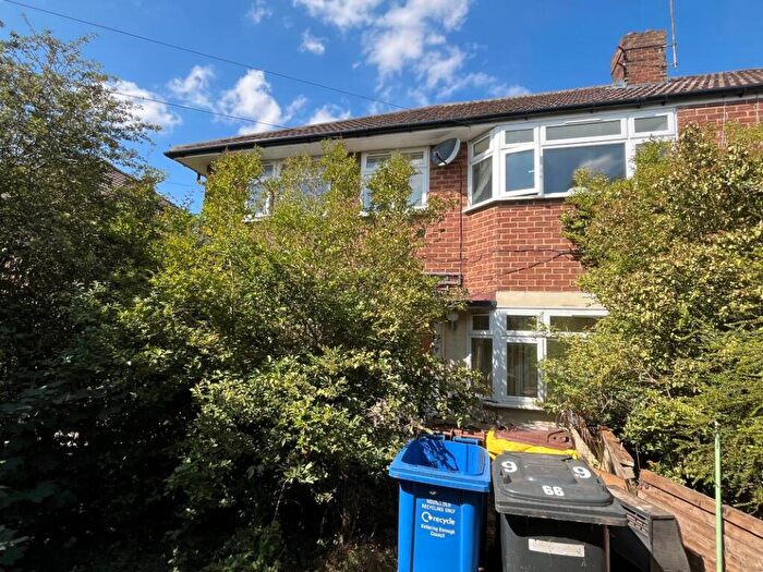2 Bedroom Flat For Sale In Finedon Road, Burton Latimer, Kettering, Northamptonshire, NN15
