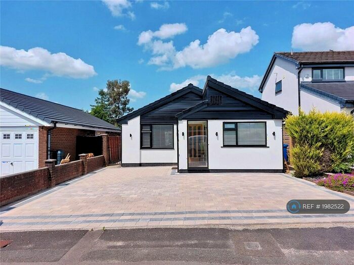 3 Bedroom Bungalow To Rent In Mitton Avenue, Rossendale, BB4