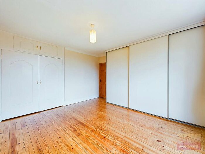 2 Bedroom Flat To Rent In , Lower Road, Harrow, HA2