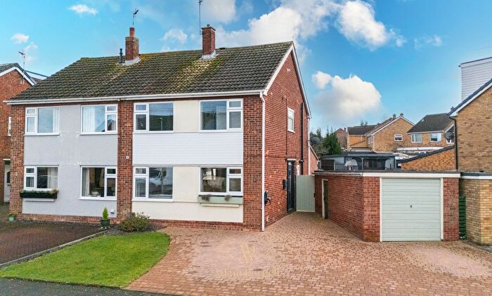 3 Bedroom Semi-Detached House For Sale In Darley Road, Burbage, LE10