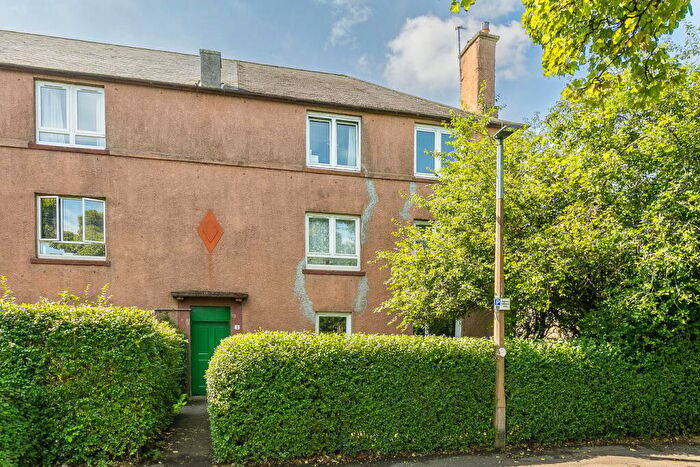 2 Bedroom Flat For Sale In Hutchison Medway, Chesser, Edinburgh, EH14