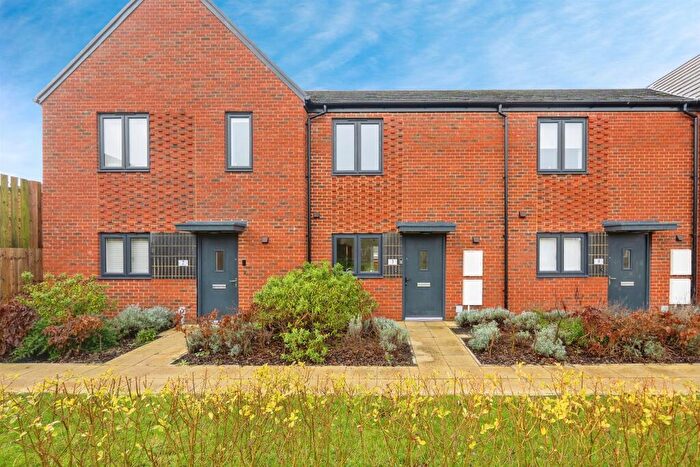 2 Bedroom Terraced House For Sale In Arras Close, Folkestone, CT19