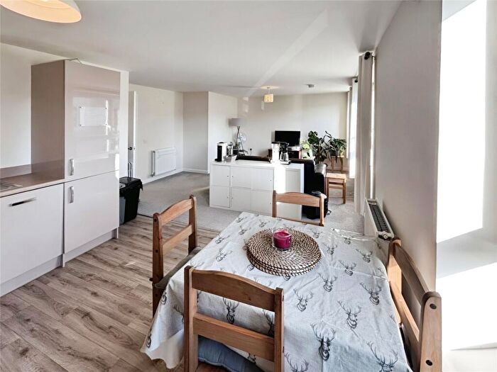 2 Bedroom Flat For Sale In Drummossie Road, Stratton, Inverness, Highland, IV2
