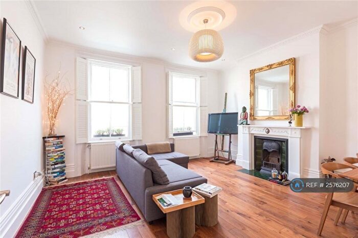 2 Bedroom Maisonette To Rent In Blenheim Terrace, London, NW8