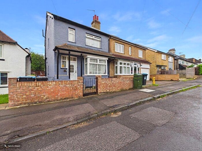 3 Bedroom Semi-Detached House For Sale In Caterham On The Hill, CR3